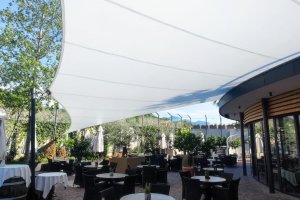 Saisonsegel über Hotelterrasse ca. 130m2, Hotel Seeleiten, Kaltern, 2022