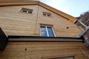 Rollsegel am Haus geschlossen, 2021