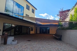 Festplatzüberdachung Innenansicht, Gemeinde Hafling, 2022