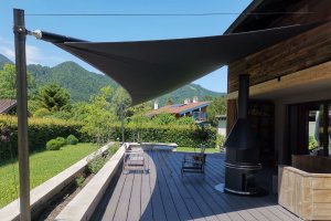 Rollsegel für Terrasse offen, Aschau im Chiemgau, 2021