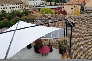 Saisonsegel & Stahlkonstruktion von oben auf Dachterrasse, Kaltern, 2021