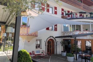 Saisonsegel, Boutique Hotel Zum Rosenbaum, Nals