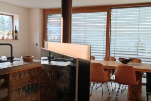 drehbarer TV-Ständer aus Stahl