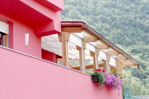 f8e536_fe00b4cecf534b7da8a58ab7b88d48dc