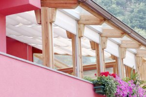 f8e536_60fea857a7b3489f838494e9bf0c6ae4