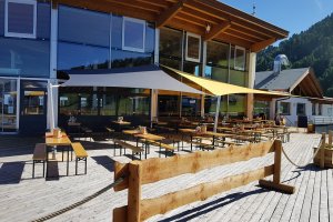 Segel für Gastronomiebereich, Skiregion Hochötz, Österreich 2017