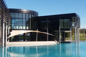 Firmengebäude Eingangsbereich, Moosdorf Österreich