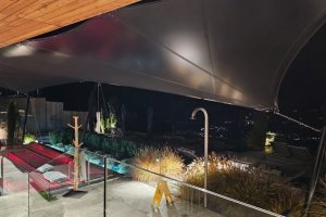 Jahressegel bei Nacht, Farbe: schwarz, Hotel Das Gerstl, Mals Vinschgau, 2024