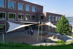 Rollsegel Duo für Schulhof, Südtirol; 2019