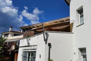 Terrassensegel Seitenansicht von unten, Girlan, Südtirol, 2014